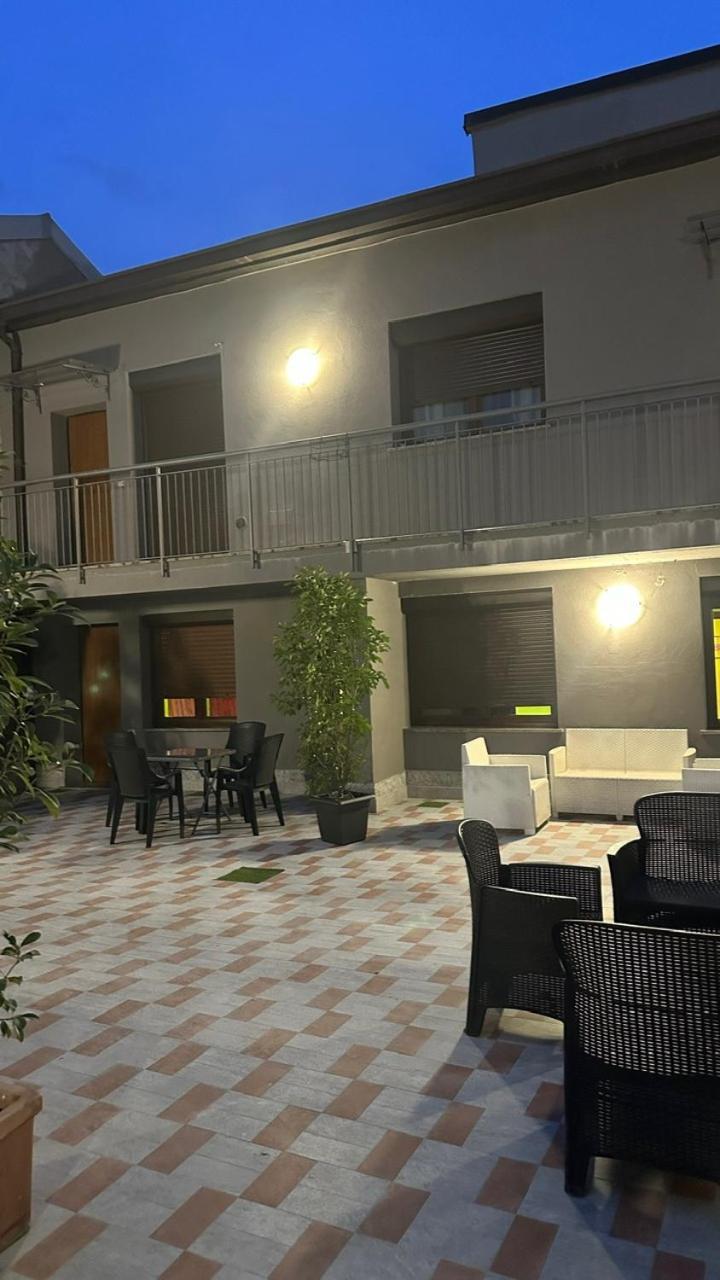 Residence Politecnico Bovisa Milaan Buitenkant foto